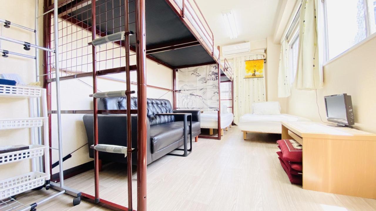 Guest House B'S Fiveⅱ Osaka Bagian luar foto